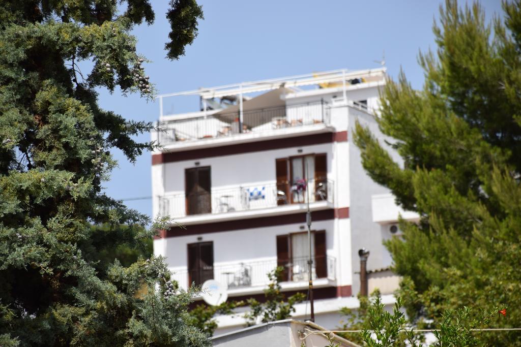 Pension Margarita Skiathos Town Exterior foto