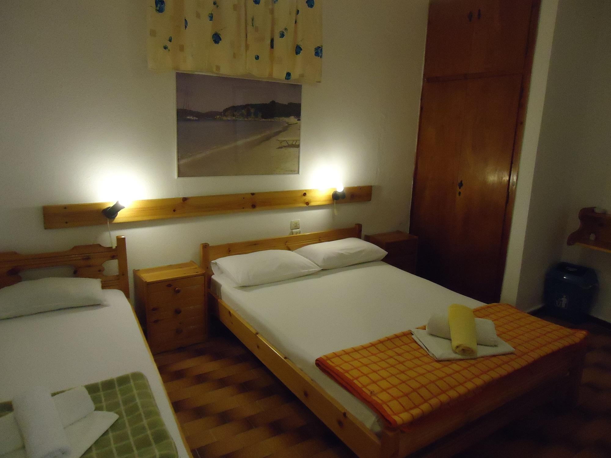 Pension Margarita Skiathos Town Exterior foto