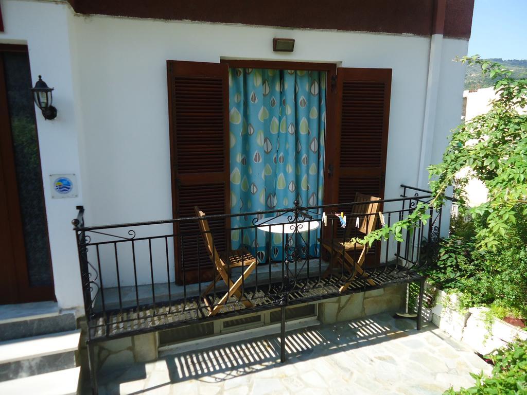 Pension Margarita Skiathos Town Exterior foto