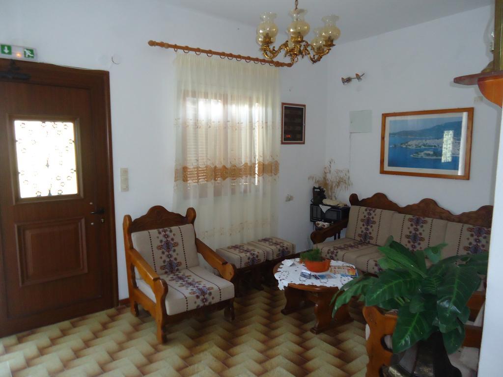 Pension Margarita Skiathos Town Exterior foto
