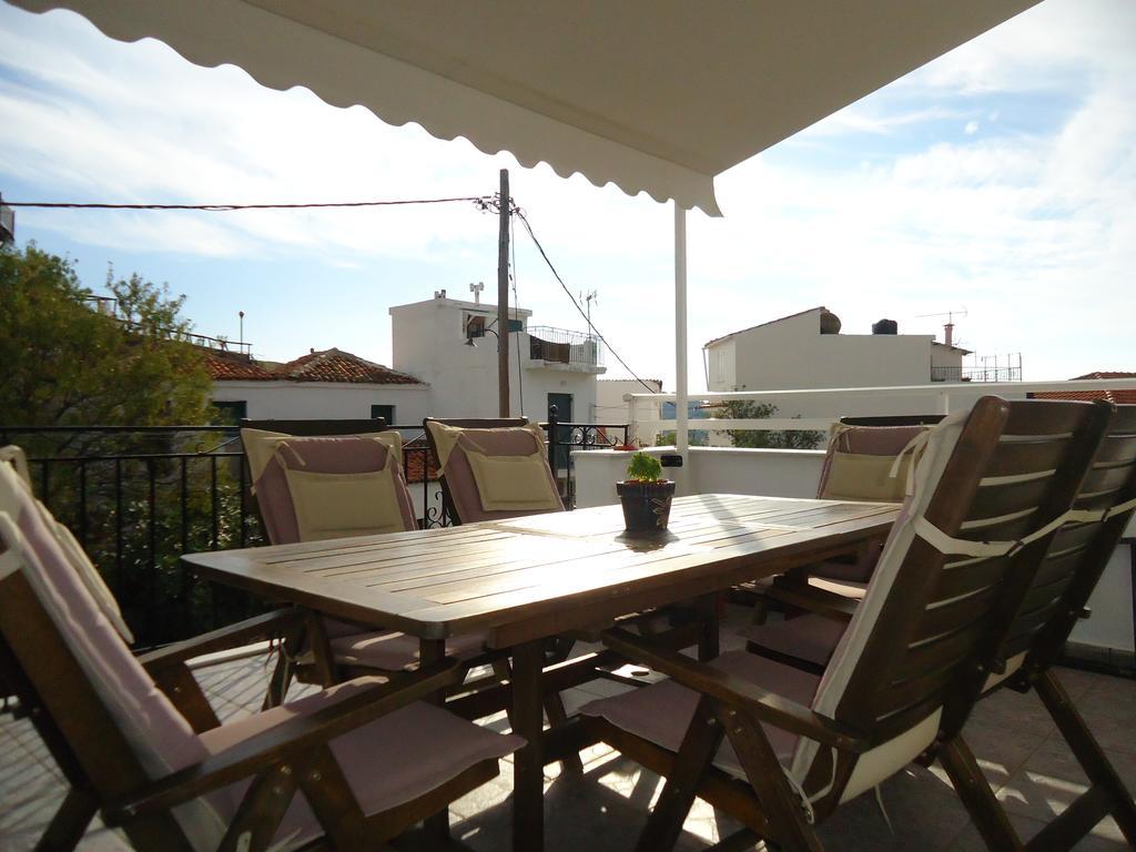 Pension Margarita Skiathos Town Exterior foto