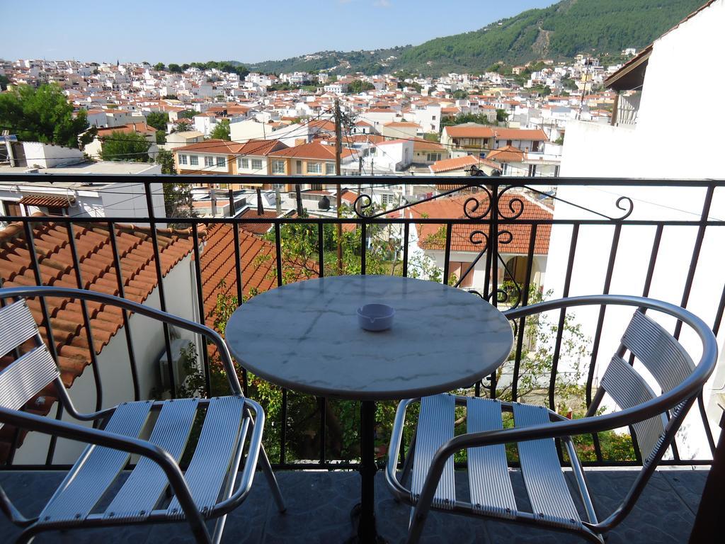 Pension Margarita Skiathos Town Exterior foto