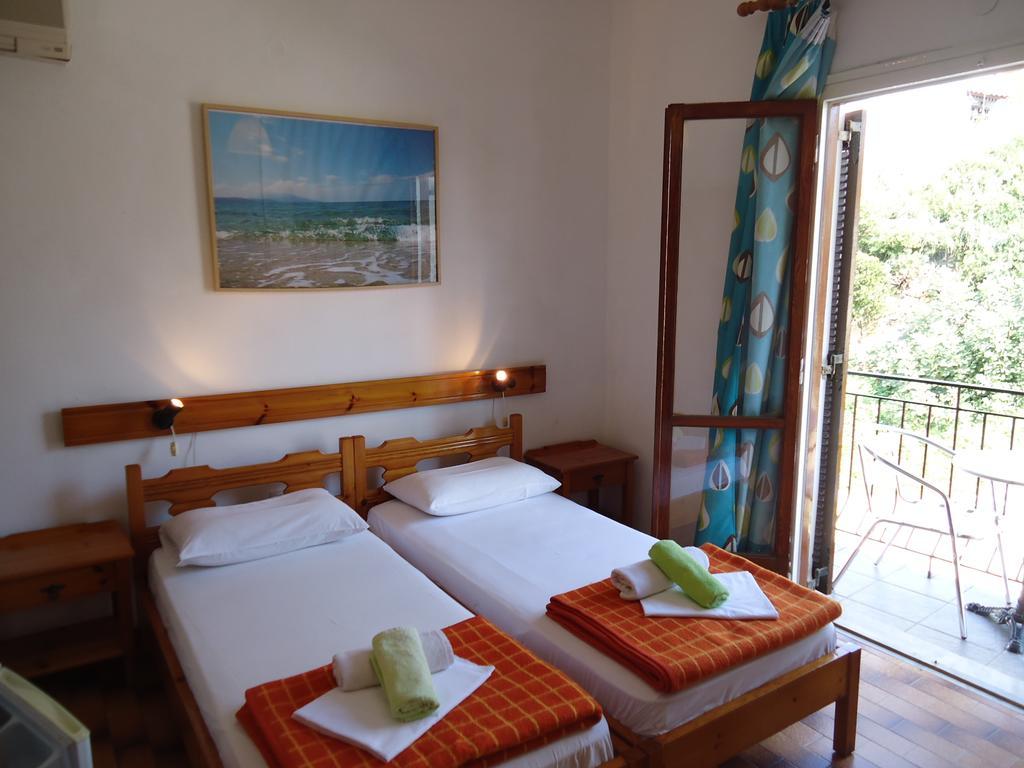 Pension Margarita Skiathos Town Exterior foto